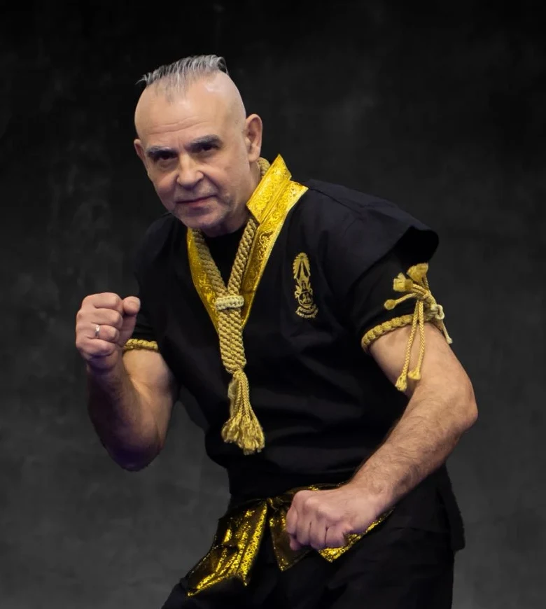 Kru Θεόδωρος Γκίτσας